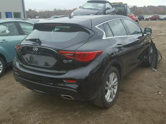 SJKCH5CP3HA031077 - 2017 INFINITI QX30 BASE BLACK photo 4