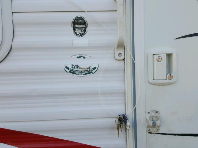 5C1UD312X7P011036 - 2007 RPM TRAILER WHITE photo 5