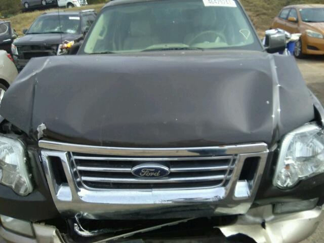 1FMEU648X6UA83298 - 2006 FORD EXPLORER E GRAY photo 7