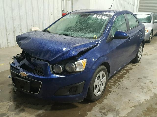 1G1JA5SH5D4122961 - 2013 CHEVROLET SONIC LS BLUE photo 2