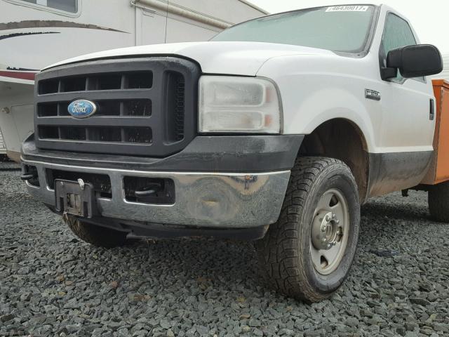 1FDNF21526ED47959 - 2006 FORD F250 WHITE photo 9