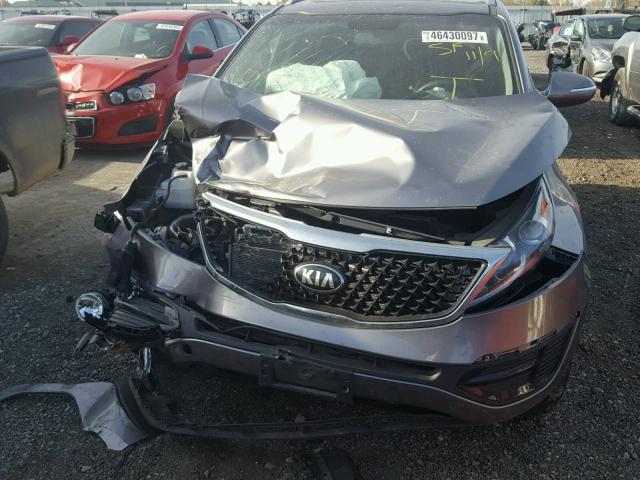 KNDPB3AC2E7634315 - 2014 KIA SPORTAGE B GRAY photo 7