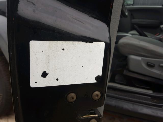 1J8GL38K66W214020 - 2006 JEEP LIBERTY RE BLACK photo 10