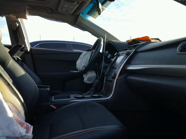 4T1BF1FK6HU311048 - 2017 TOYOTA CAMRY LE ოქროსფერი ფოტო 5