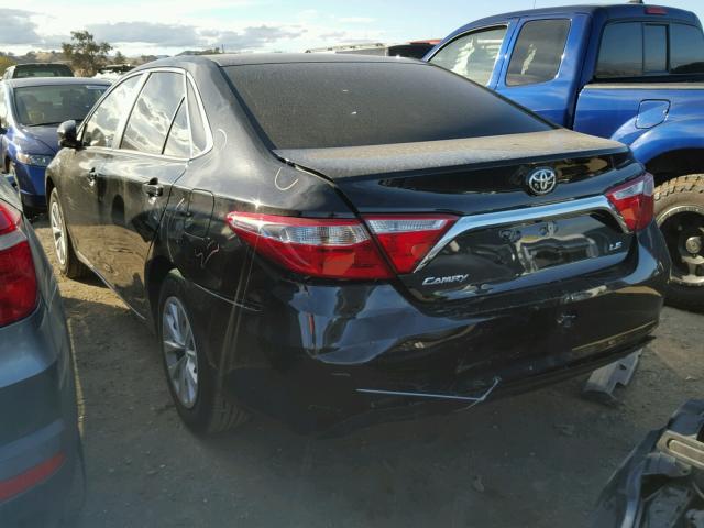 4T1BF1FK3HU772322 - 2017 TOYOTA CAMRY LE 黑色 照片 3