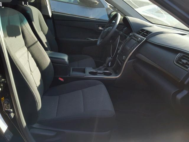 4T1BF1FK3HU772322 - 2017 TOYOTA CAMRY LE 黑色 照片 5