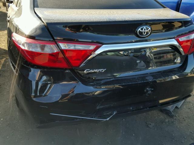 4T1BF1FK3HU772322 - 2017 TOYOTA CAMRY LE 黑色 照片 9