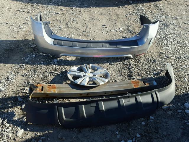 2CNFLCEC0B6227295 - 2011 CHEVROLET EQUINOX LS SILVER photo 9