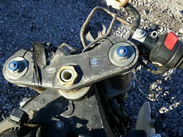 JS1GN7DA762103953 - 2006 SUZUKI GSXR600 BLACK photo 8