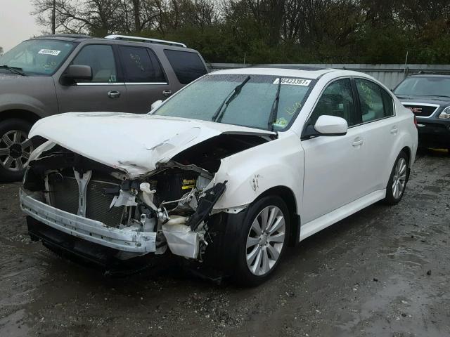 4S3BMDL60A2229949 - 2010 SUBARU LEGACY 3.6 WHITE photo 2