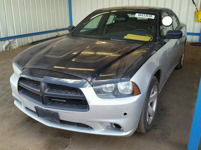 2B3CL1CT0BH574176 - 2011 DODGE CHARGER PO TWO TONE photo 2