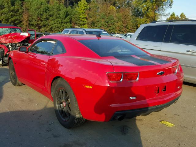 2G1FE1EV7A9193561 - 2010 CHEVROLET CAMARO LS RED photo 3