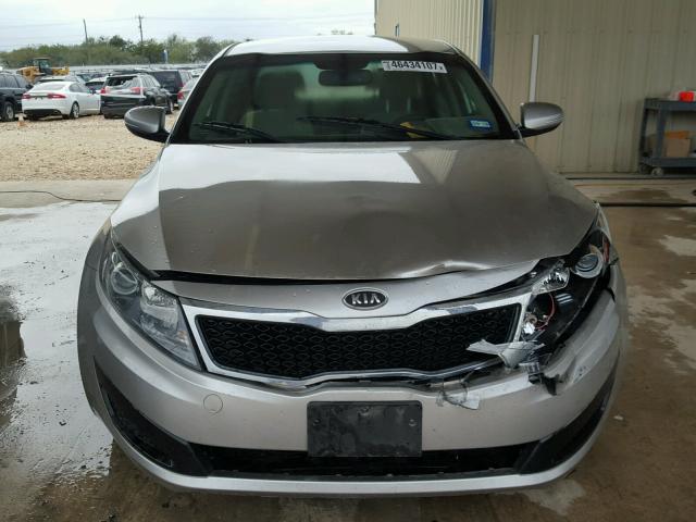 KNAGM4A7XB5131784 - 2011 KIA OPTIMA LX SILVER photo 9