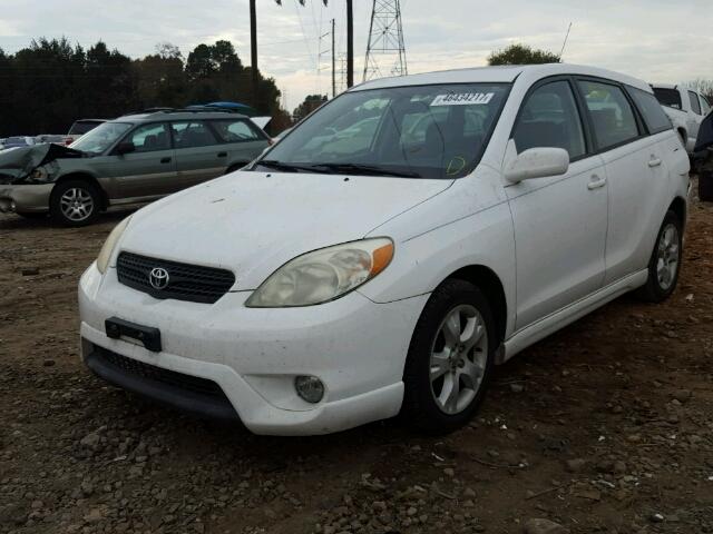 2T1KR32E37C641085 - 2007 TOYOTA COROLLA MA WHITE photo 2