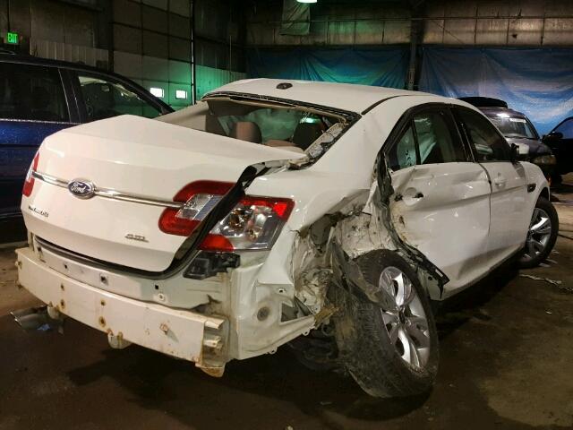 1FAHP2EW3BG154662 - 2011 FORD TAURUS SEL WHITE photo 4