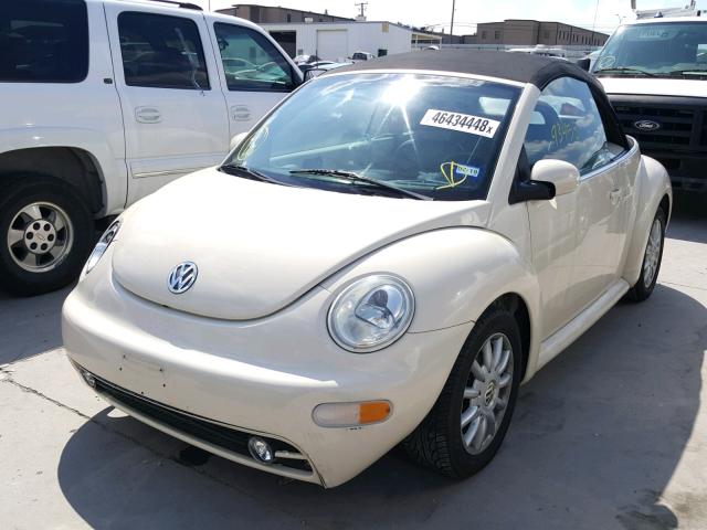 3VWCM31Y35M367628 - 2005 VOLKSWAGEN NEW BEETLE 奶油色 照片 2