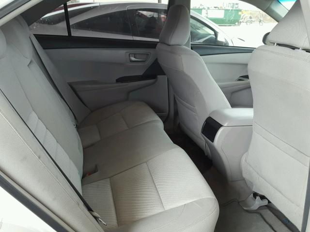 4T4BF1FK5FR446783 - 2015 TOYOTA CAMRY LE 白色 照片 6