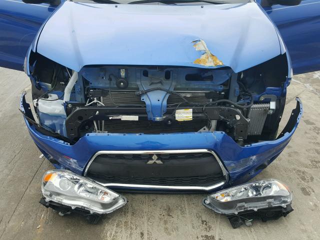 4A4AR3AW4FE040794 - 2015 MITSUBISHI OUTLANDER BLUE photo 7