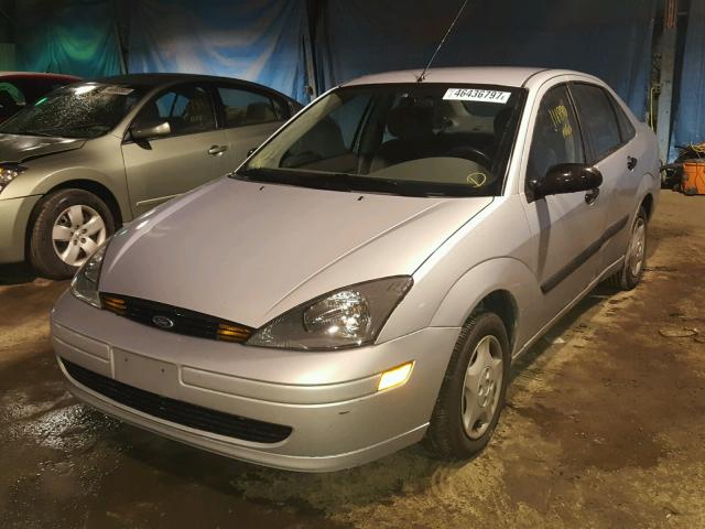 1FAFP33P73W220632 - 2003 FORD FOCUS LX SILVER photo 2