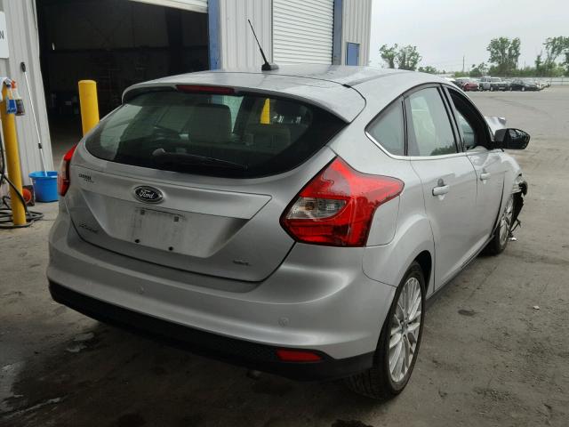 1FAHP3M28CL293053 - 2012 FORD FOCUS SEL SILVER photo 4