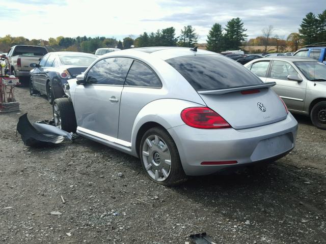 3VWJ17AT3GM607825 - 2016 VOLKSWAGEN BEETLE SE SILVER photo 3