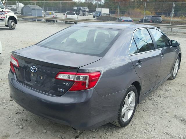 4T1BD1FK8EU121446 - 2014 TOYOTA CAMRY HYBR GRAY photo 4