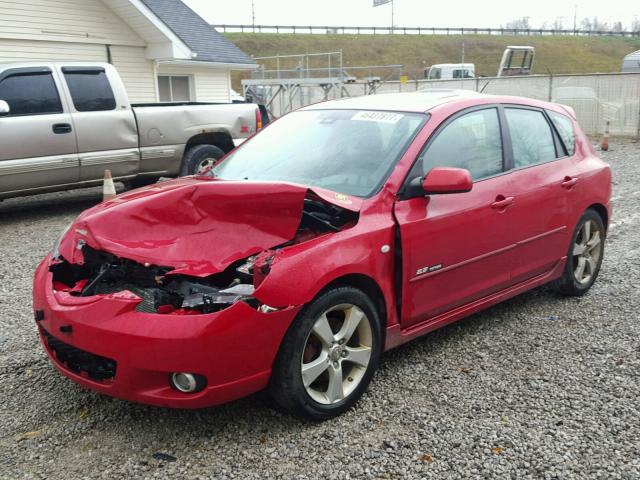 JM1BK343161507338 - 2006 MAZDA 3 HATCHBAC RED photo 2