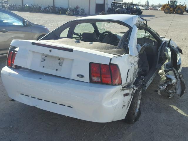 1FAFP4049YF291192 - 2000 FORD MUSTANG WHITE photo 4