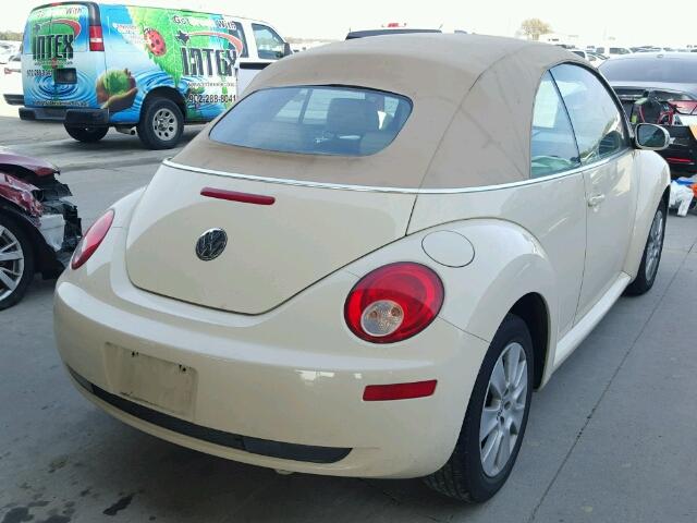 3VWRG31Y49M400398 - 2009 VOLKSWAGEN NEW BEETLE CREAM photo 4