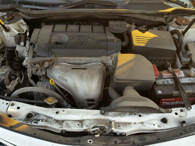 4T1BF3EK0BU696658 - 2011 TOYOTA CAMRY BASE WHITE photo 7