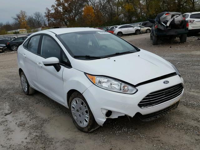 3FADP4AJ2FM161263 - 2015 FORD FIESTA S WHITE photo 1