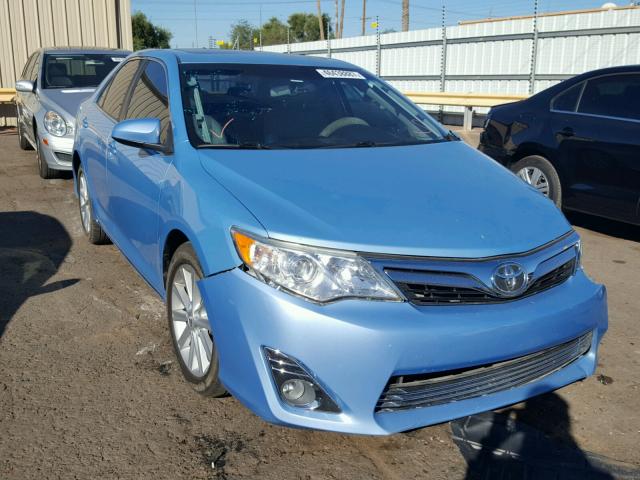 4T1BK1FK1DU527668 - 2013 TOYOTA CAMRY SE BLUE photo 1