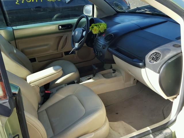 3VWRF31Y07M417487 - 2007 VOLKSWAGEN NEW BEETLE 绿色 照片 5