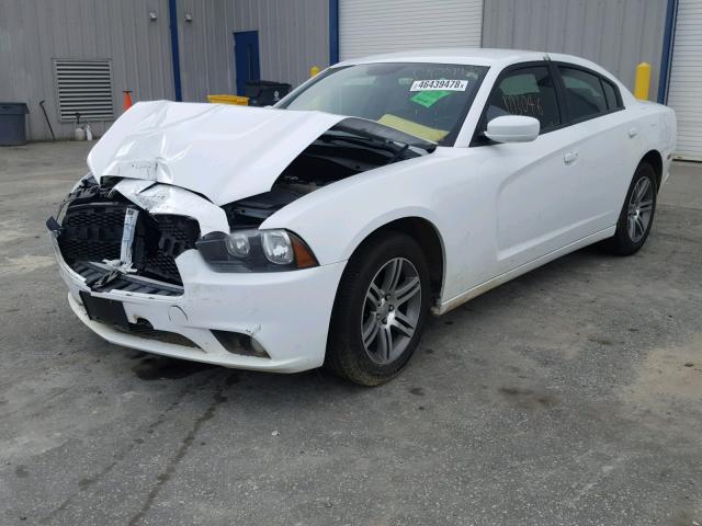 2C3CDXAT7EH145840 - 2014 DODGE CHARGER PO WHITE photo 2
