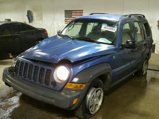 1J4GL48K76W273102 - 2006 JEEP LIBERTY SP BLUE photo 2