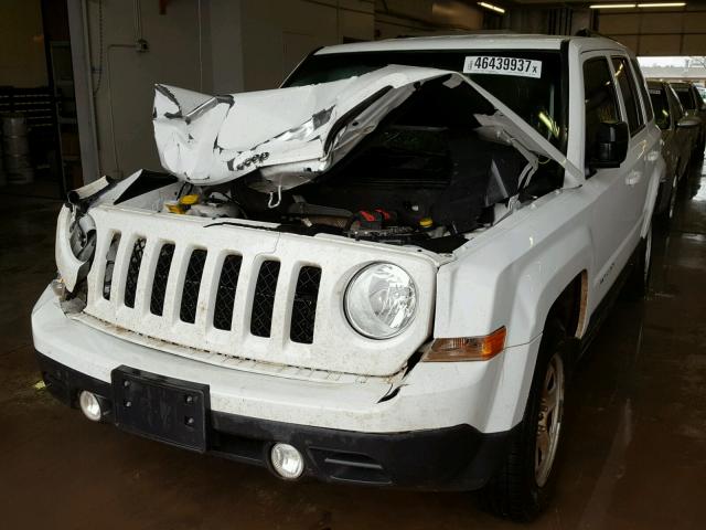 1C4NJRBB5ED507109 - 2014 JEEP PATRIOT WHITE photo 2