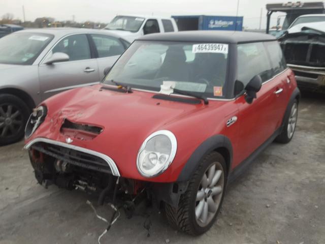 WMWRE33484TD81433 - 2004 MINI COOPER S RED photo 2