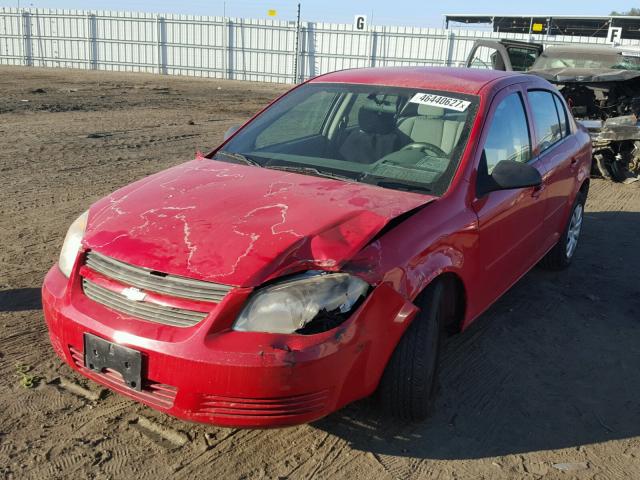 1G1AK52F657617181 - 2005 CHEVROLET COBALT RED photo 2