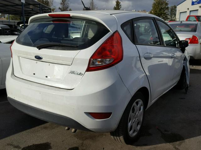 3FADP4TJ7DM150138 - 2013 FORD FIESTA S WHITE photo 4