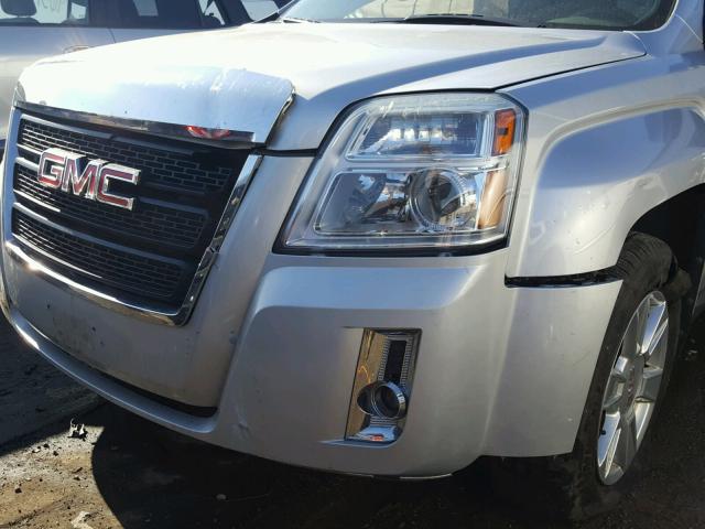 2CTALMEC1B6217707 - 2011 GMC TERRAIN SL SILVER photo 9