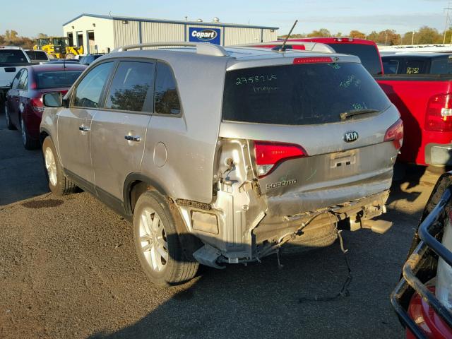 5XYKT4A67EG494031 - 2014 KIA SORENTO LX SILVER photo 3