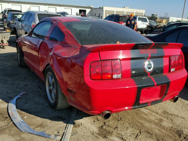 1ZVFT82H165218766 - 2006 FORD MUSTANG RED photo 3