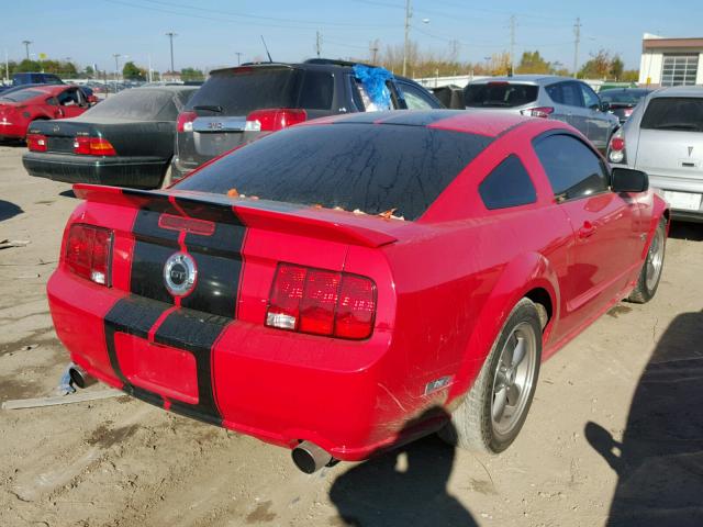 1ZVFT82H165218766 - 2006 FORD MUSTANG RED photo 4