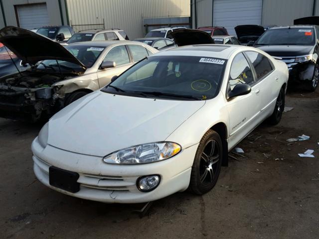 2B3HD56G82H202125 - 2002 DODGE INTREPID E GRAY photo 2