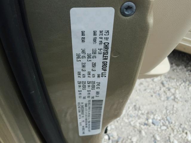 2A4RR5DX9AR405907 - 2010 CHRYSLER TOWN & COU GOLD photo 10