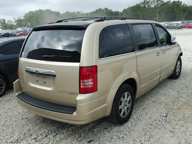 2A4RR5DX9AR405907 - 2010 CHRYSLER TOWN & COU GOLD photo 4