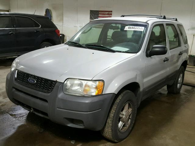 1FMYU92123KC65265 - 2003 FORD ESCAPE SILVER photo 2