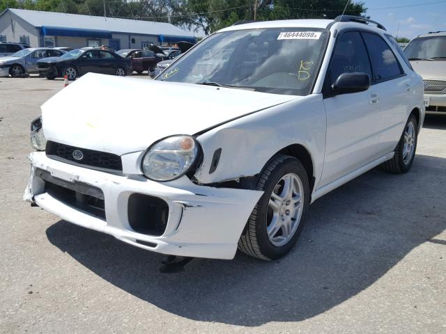 JF1GG65542H820366 - 2002 SUBARU IMPREZA TS WHITE photo 2