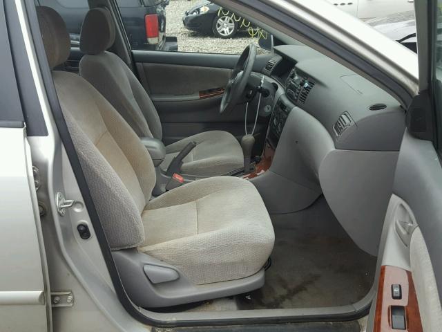 2T1BR32E34C251471 - 2004 TOYOTA COROLLA CE SILVER photo 5