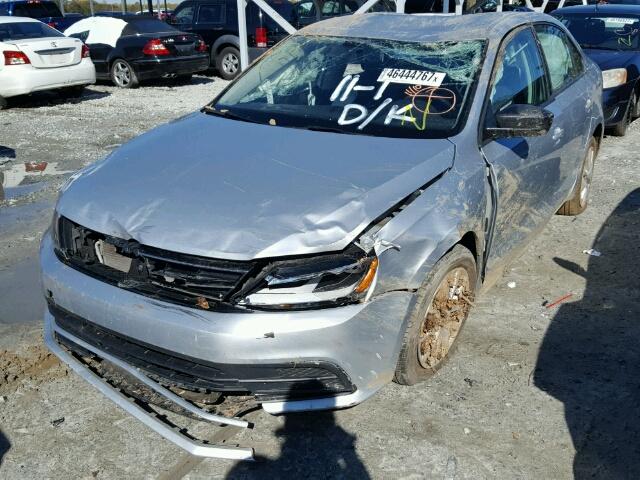 3VWD17AJ9FM221517 - 2015 VOLKSWAGEN JETTA SE SILVER photo 2